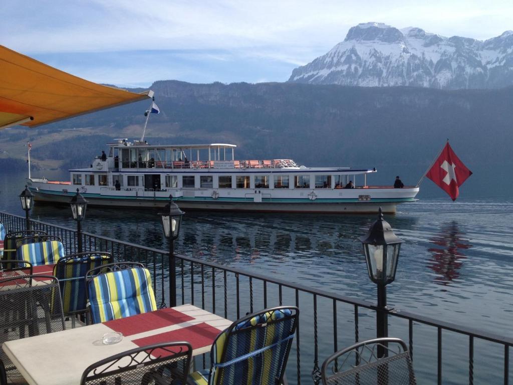 Seehotel Schwert Gersau Exteriör bild