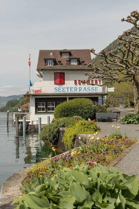 Seehotel Schwert Gersau Exteriör bild