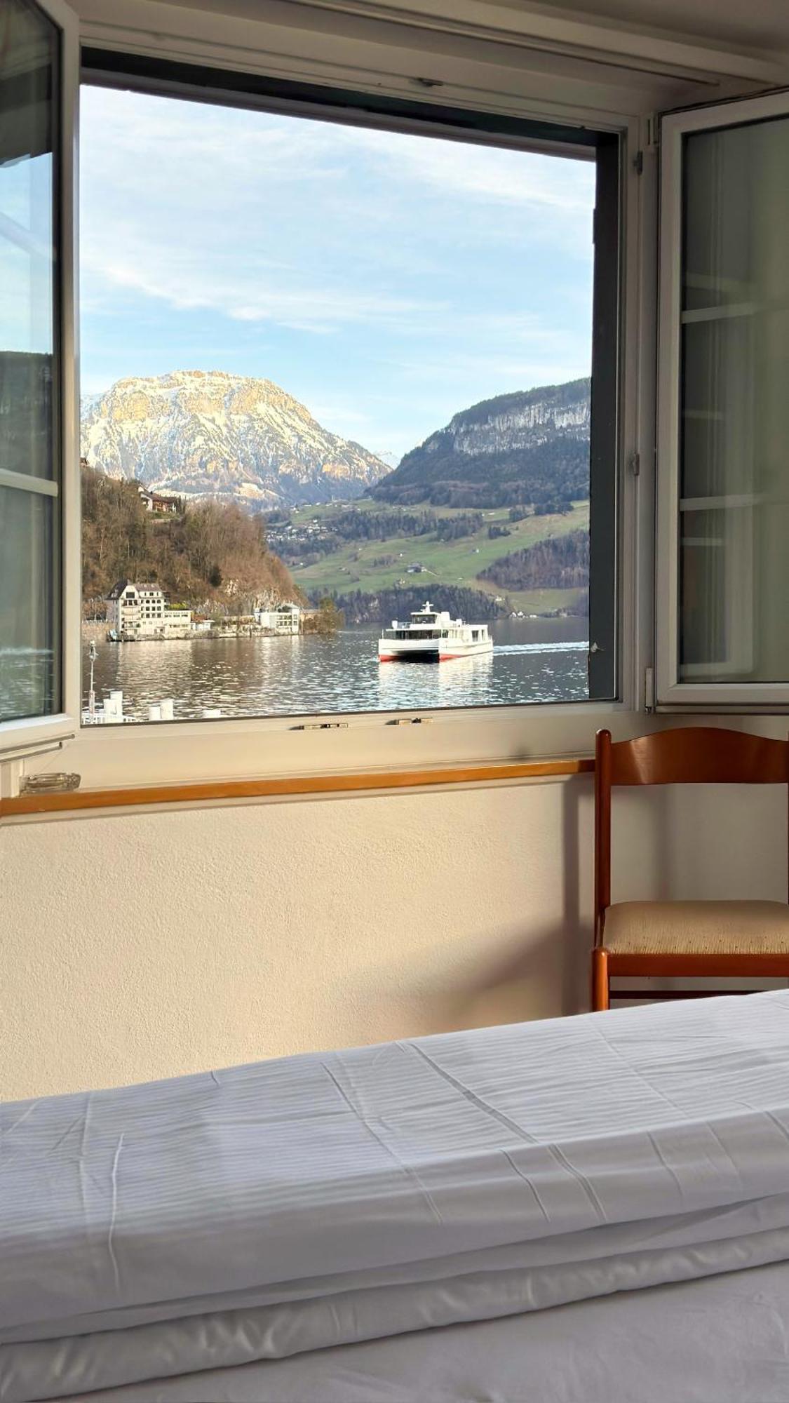 Seehotel Schwert Gersau Exteriör bild