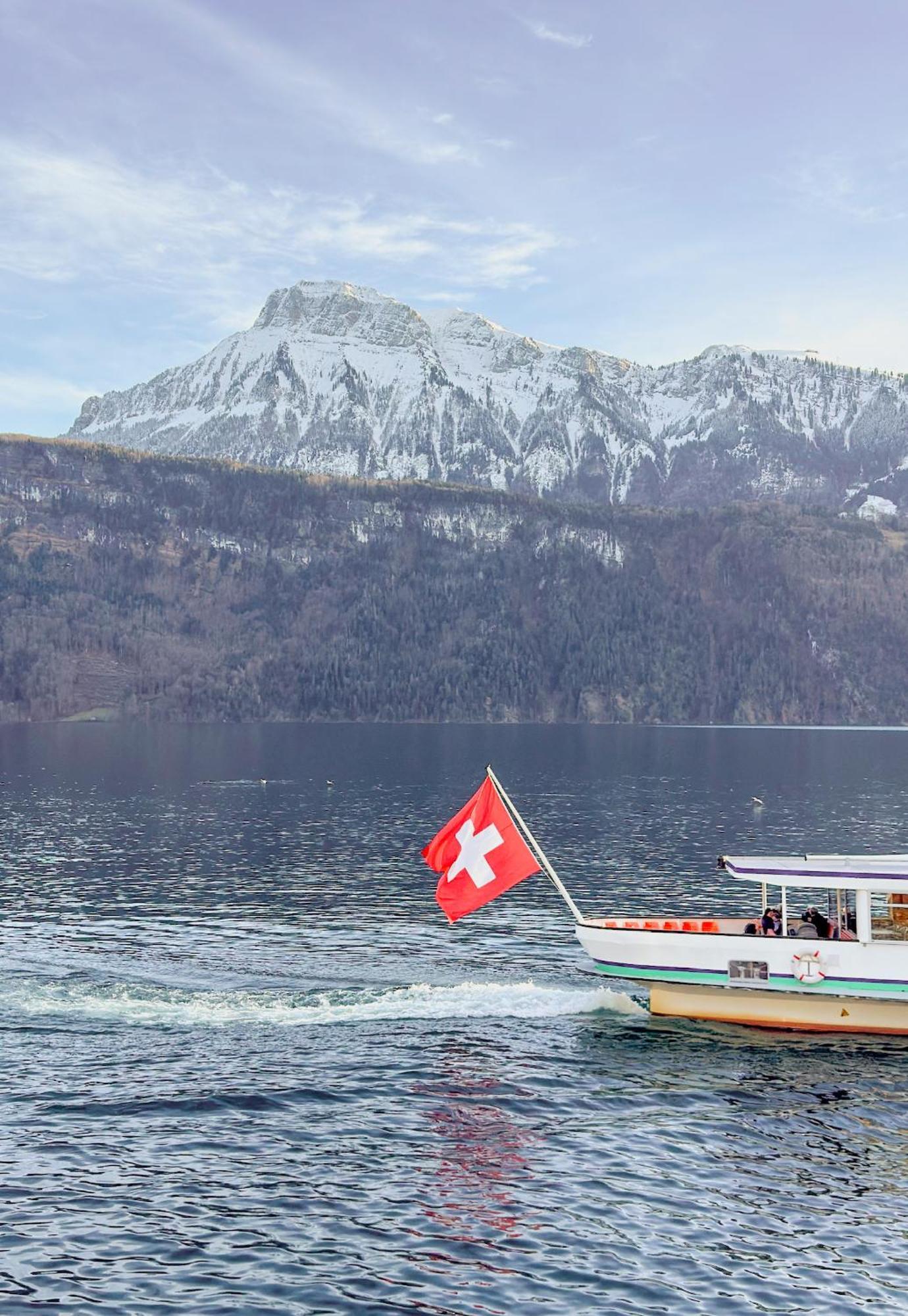 Seehotel Schwert Gersau Exteriör bild