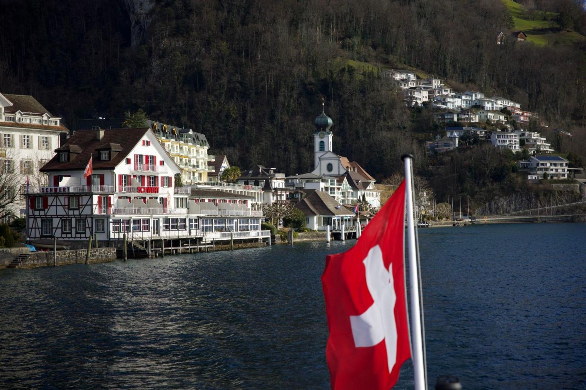 Seehotel Schwert Gersau Exteriör bild